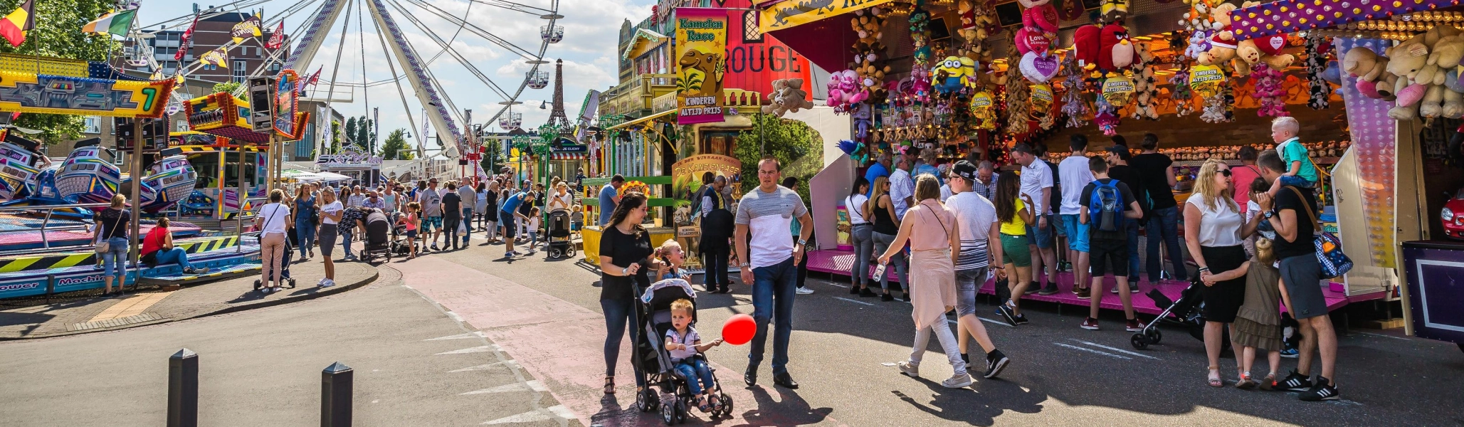 Tijdens de Gelaender Kirmes vieren we 25 jaar één gemeente met de Roze Loper in de Raadhuisstraat!